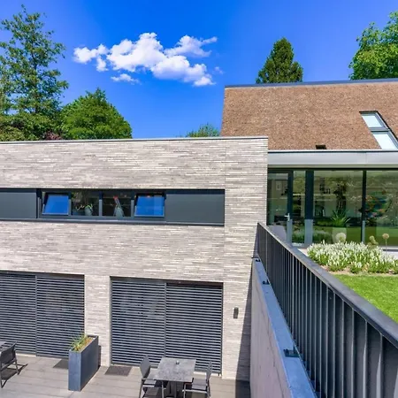 De Olm Oda ve Kahvaltı 4*